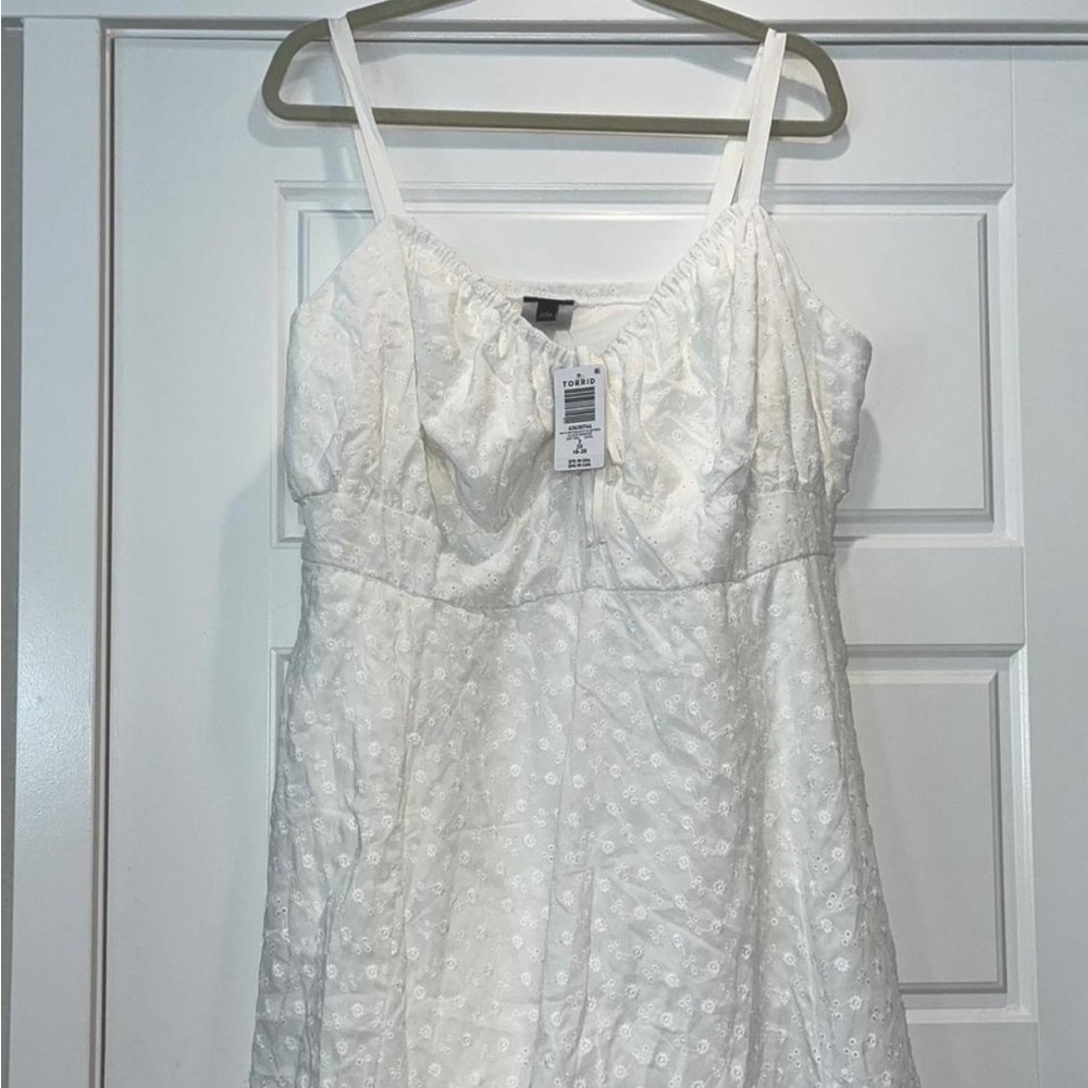NWT Torrid Size 2 White Eyelet Mini Babydoll Dress - Picture 8 of 8